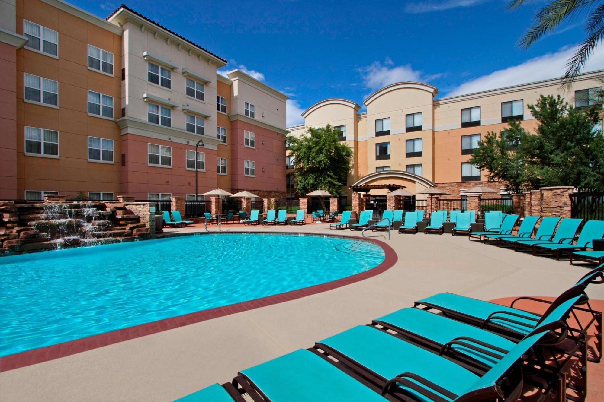 Residence Inn Phoenix Glendale Sports&Entertainment District Exterior foto